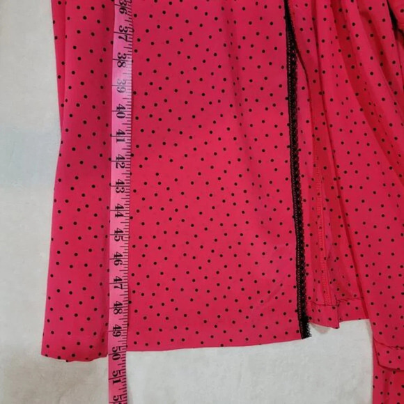 Vintage 1980s Linda Pink Robe with Black Polka Dots and‎ Lace Trim - Size OS - Picture 7 of 7